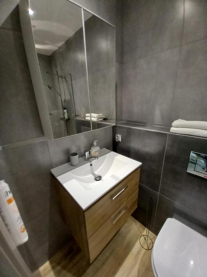 Apartament Przy Obozie Auschwitz Buitenkant foto